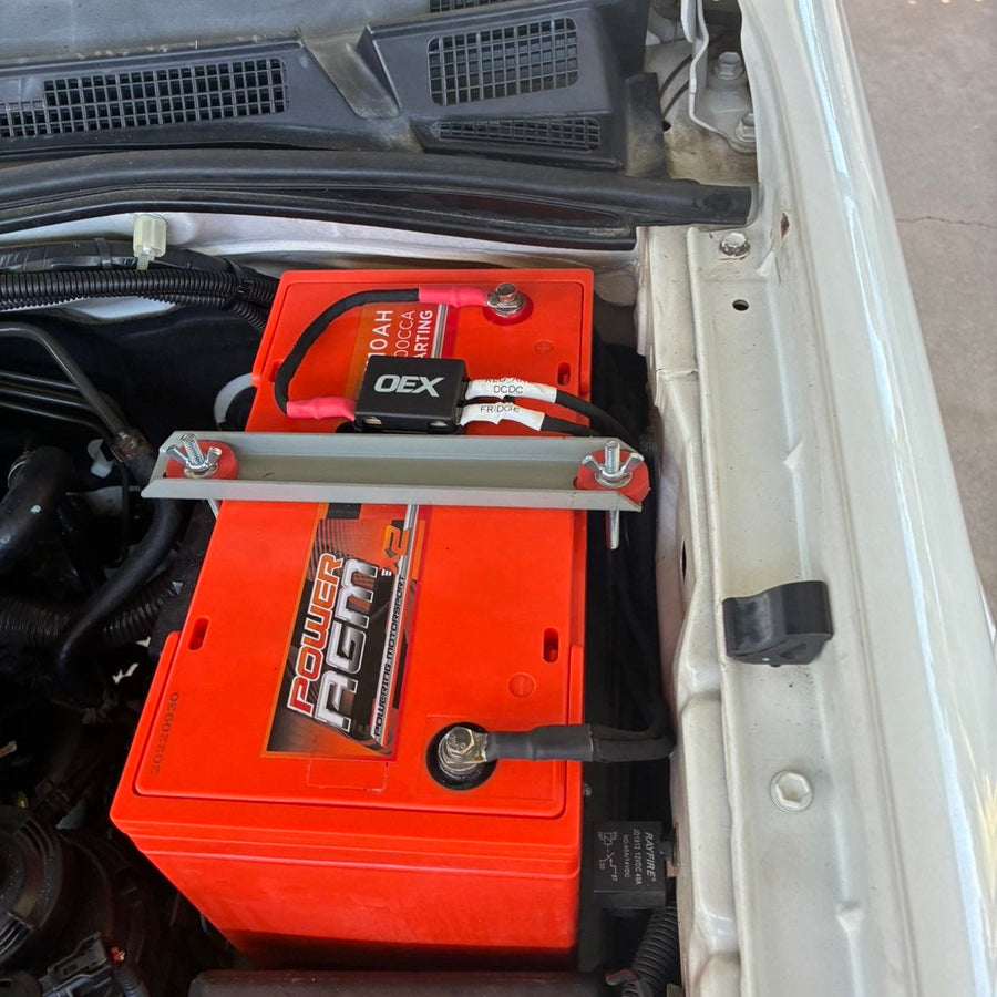 Toyot Hilux dual battery system.